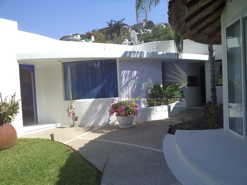 Foto Casa en Venta en Marina Brisas, Acapulco de Jurez, Guerrero - $ 8.500.000 - ego0500950245 - BienesOnLine