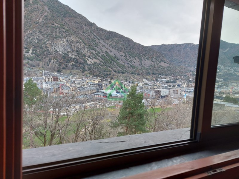 Meravellós Xalet amb vistes al centre d'Andorra de 360 m²