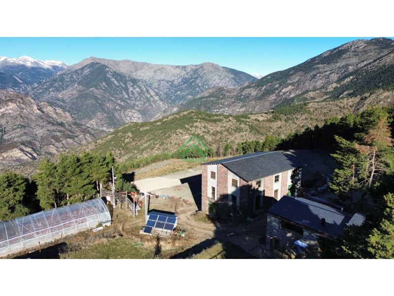 Amplio terreno urbanizable para múltiples proyectos en Andorra
