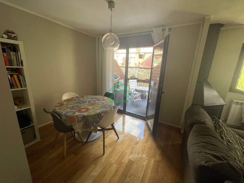 Pis de dues habitacions, terrassa i dues places de pàrquing amb traster ubicat a Ordino per menys de 460.000€