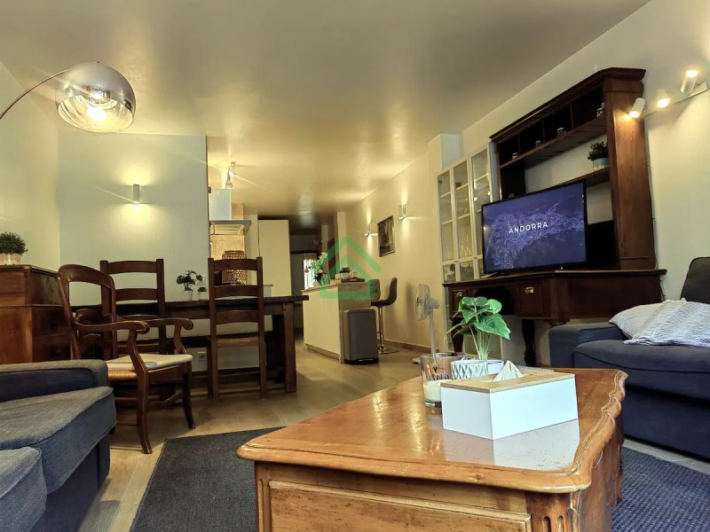 Pis de 3 habitacions amb plaça de pàrquing ubicat al centre d´Andorra la Vella
