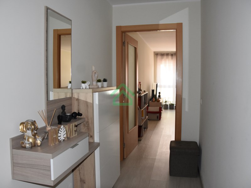 Piso en venta en Santa Coloma, 2 habitaciones, 74 metros