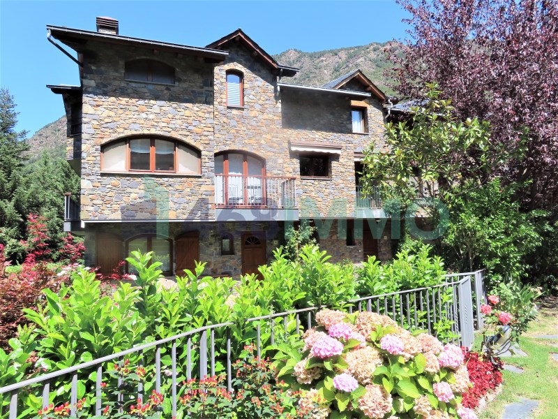 Casa adossada a Andorra la Vella